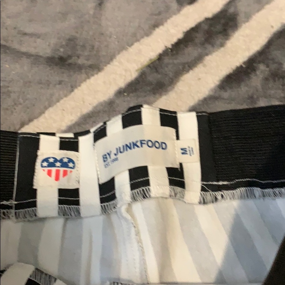 Black and white striped skinny ankle pants - Picture 2 of 2